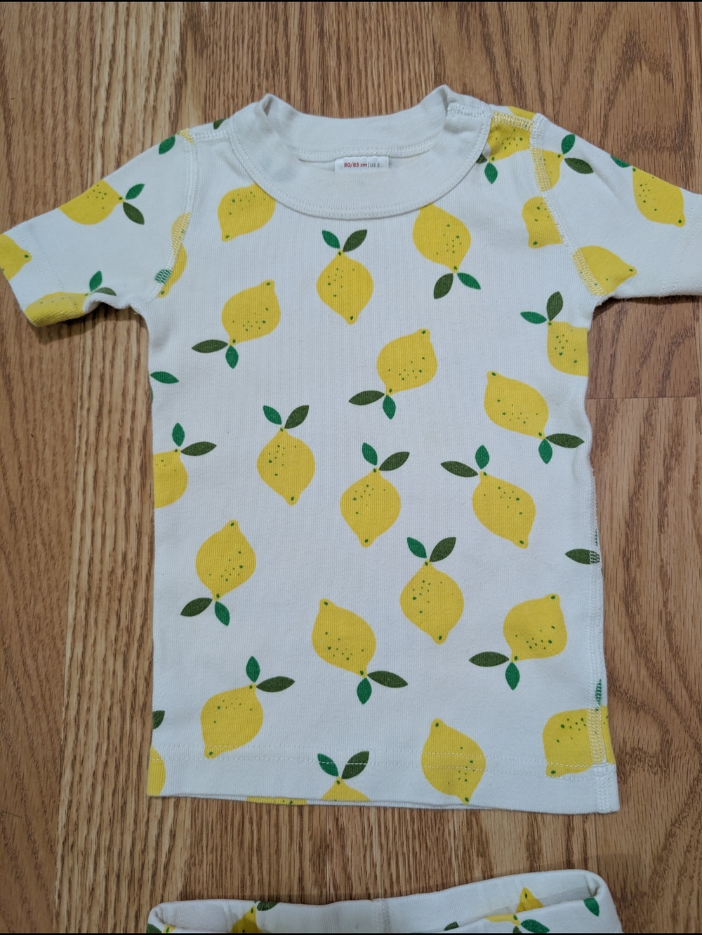 Hanna Andersson Lemon Short Sleeve Pajama Set 80/85 2T Organic Cotton - Picture 2 of 11